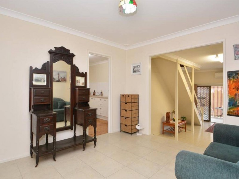 10 Fifth Street, Cessnock NSW 2325