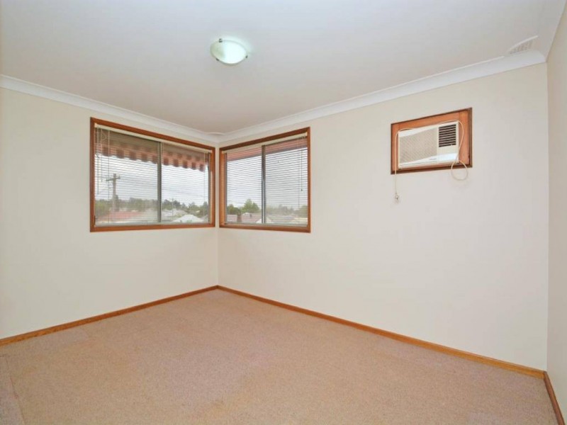 10 Fifth Street, Cessnock NSW 2325