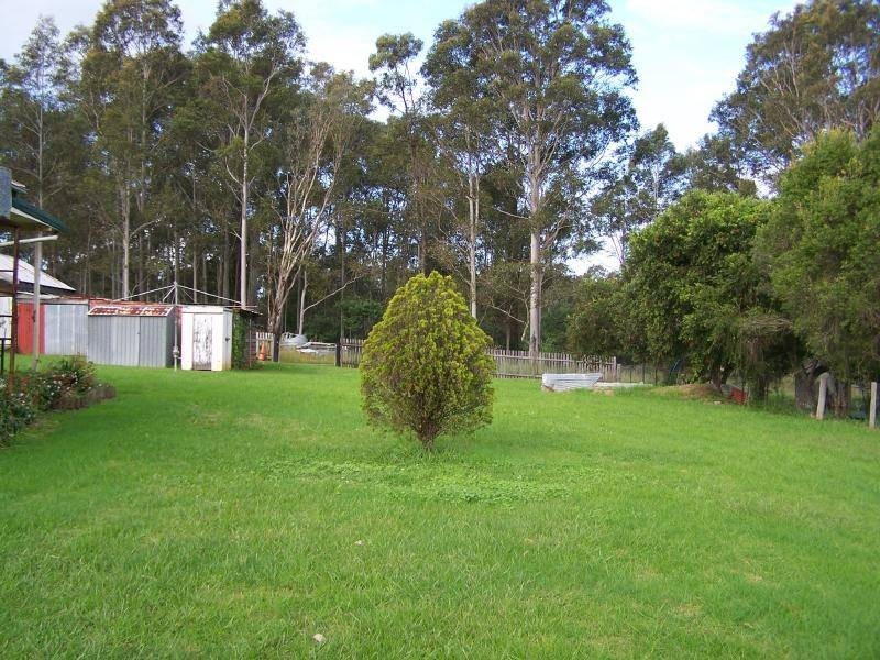 11 Bennett St, Millfield NSW 2325