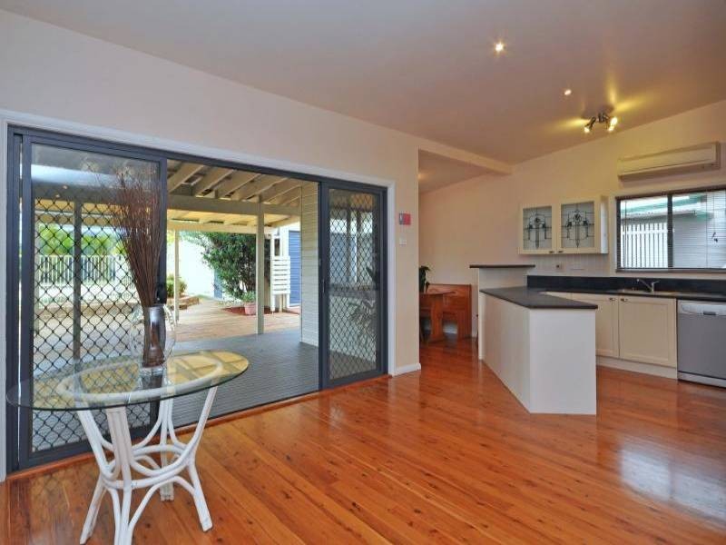 4 Sixth Street, Weston NSW 2326