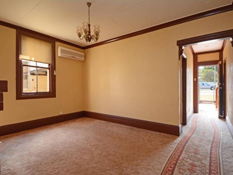 86 Melbourne Street, Abermain NSW 2326