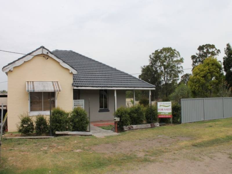 88 Melbourne Street, Abermain NSW 2326