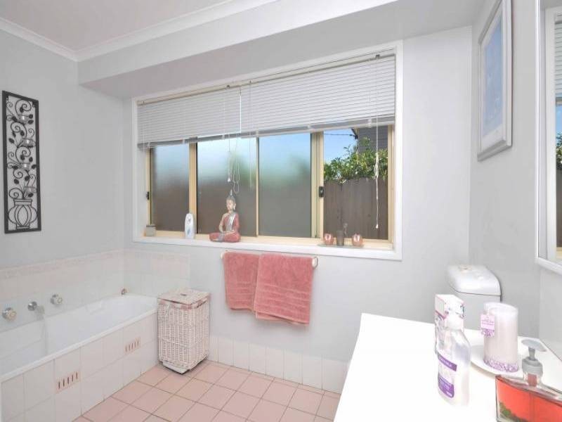 6 William Street, Paxton NSW 2325