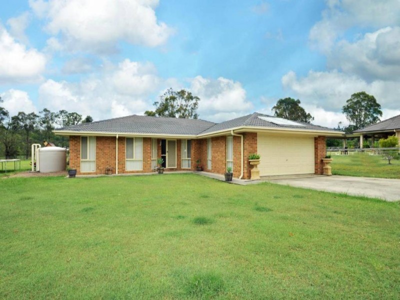 22 Woodbury Lane, Abermain NSW 2326