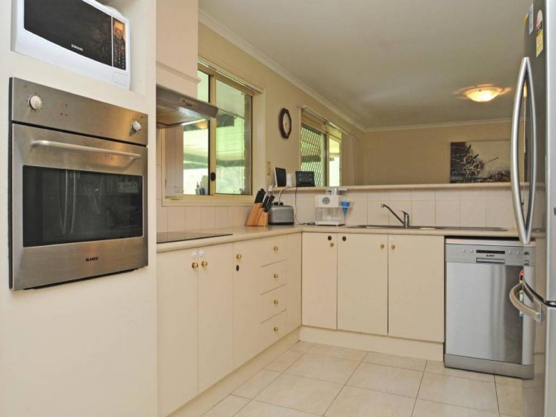 22 Woodbury Lane, Abermain NSW 2326