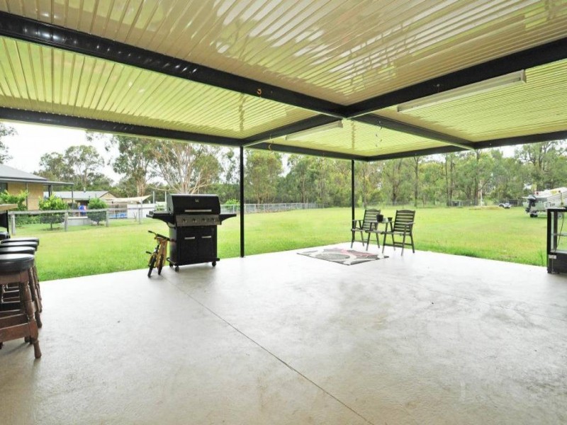 22 Woodbury Lane, Abermain NSW 2326
