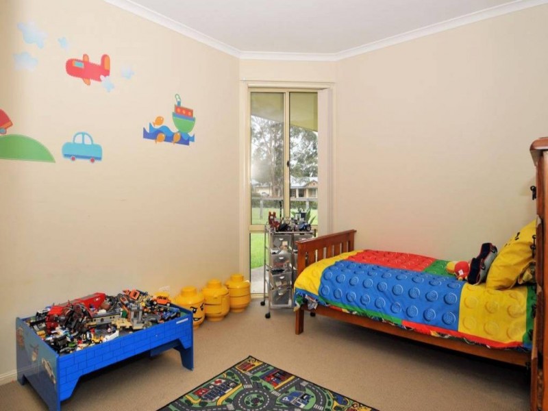 22 Woodbury Lane, Abermain NSW 2326