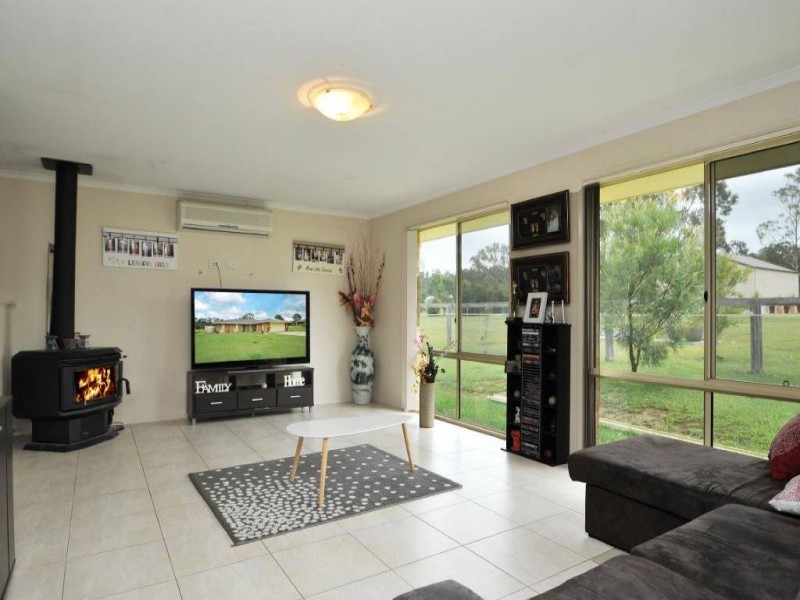 22 Woodbury Lane, Abermain NSW 2326