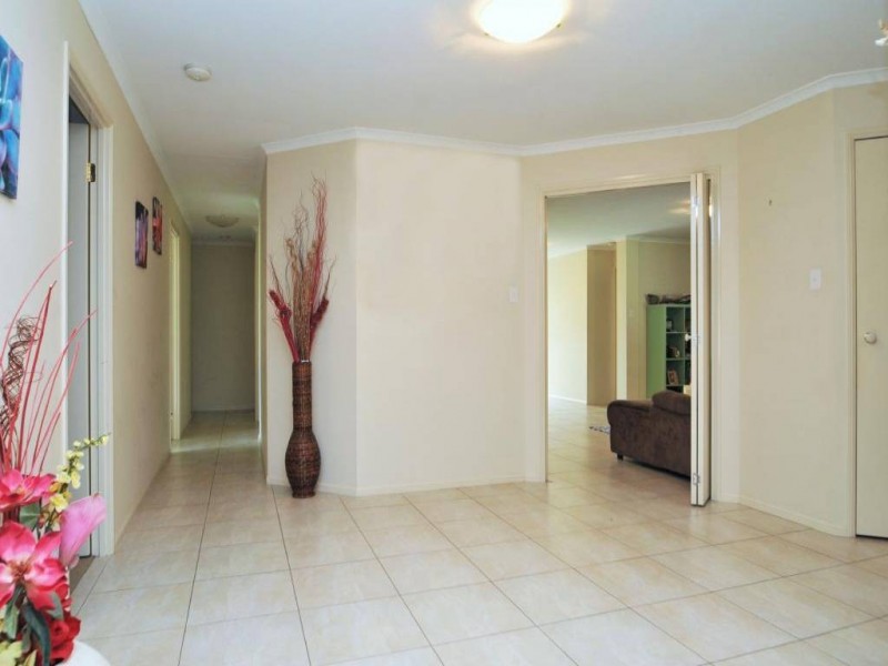 22 Woodbury Lane, Abermain NSW 2326