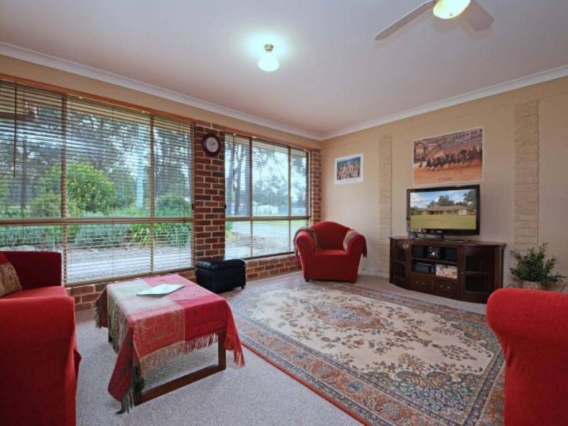 184 Bathurst Street, Abermain NSW 2326