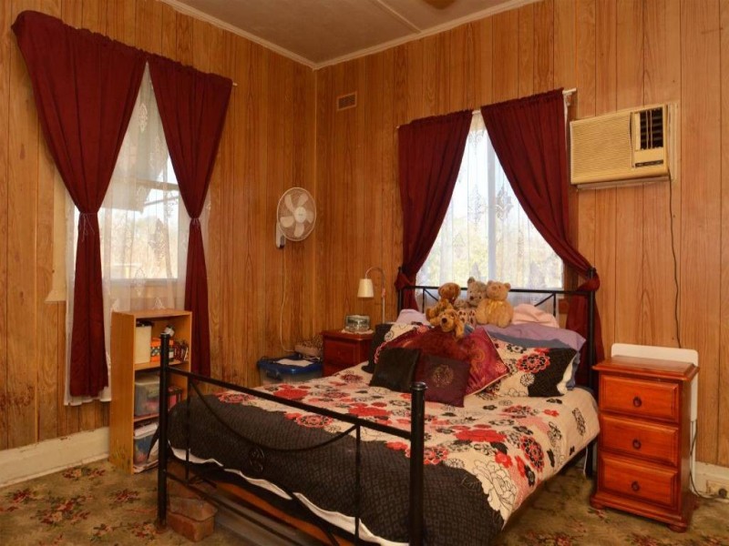 10 Long Street, Cessnock NSW 2325