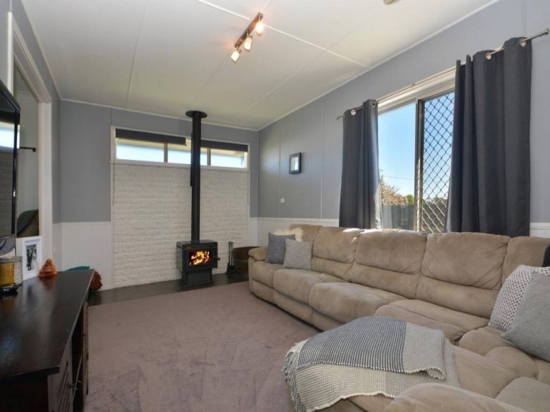 10 & 10A Ash Street, Cessnock NSW 2325