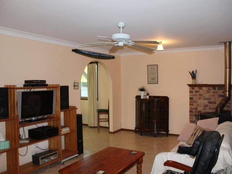 2 Mary Street, Abermain NSW 2326
