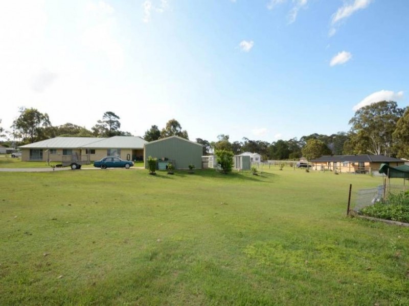8 Frame Drive, Abermain NSW 2326