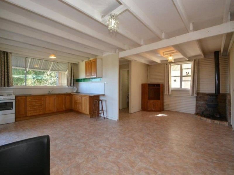 ‘Montana” 42 Pyne Way, Mount View NSW 2325