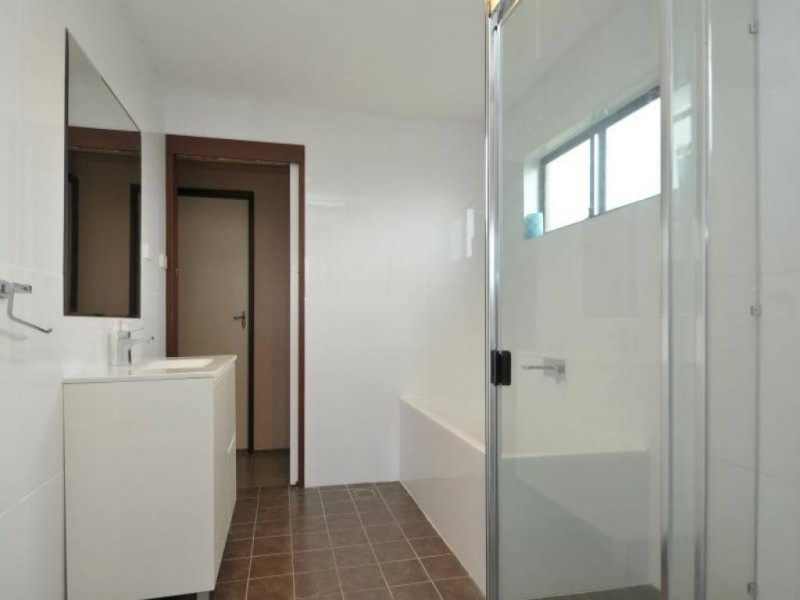 9 Northcote Ave, Paxton NSW 2325