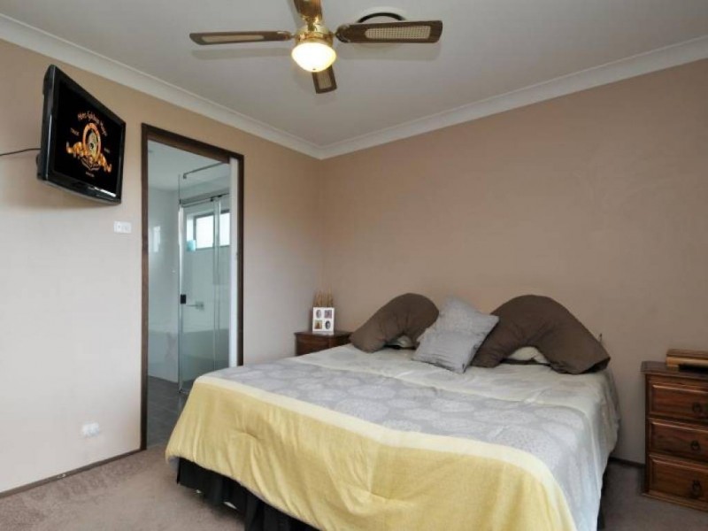 9 Northcote Ave, Paxton NSW 2325