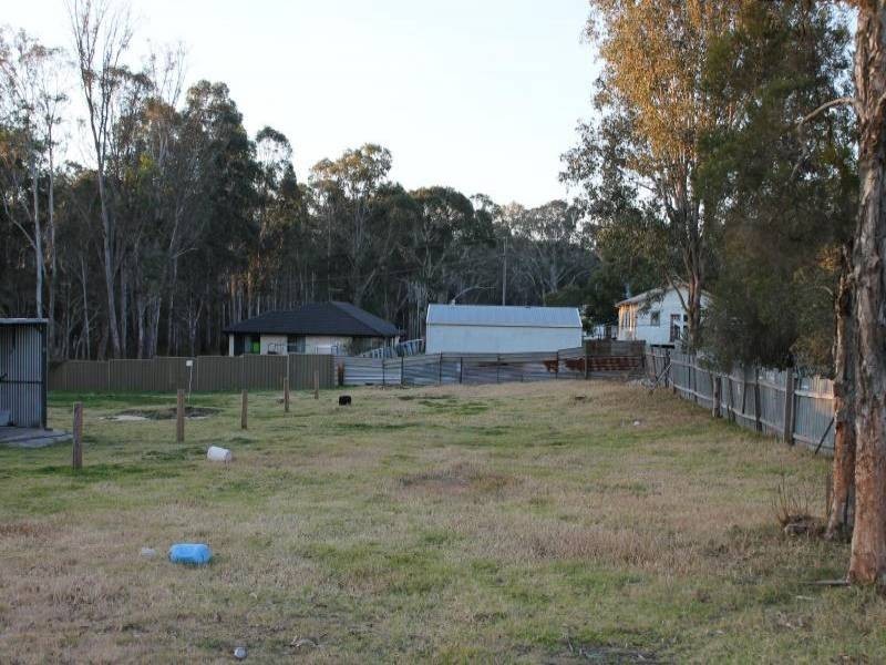 18 John Street, Ellalong NSW 2325