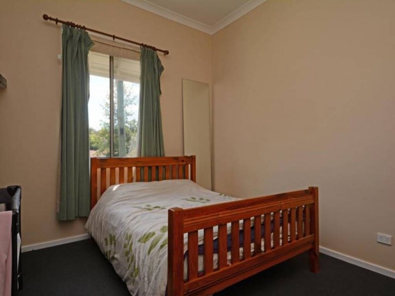 11 Michael Street, Cessnock NSW 2325