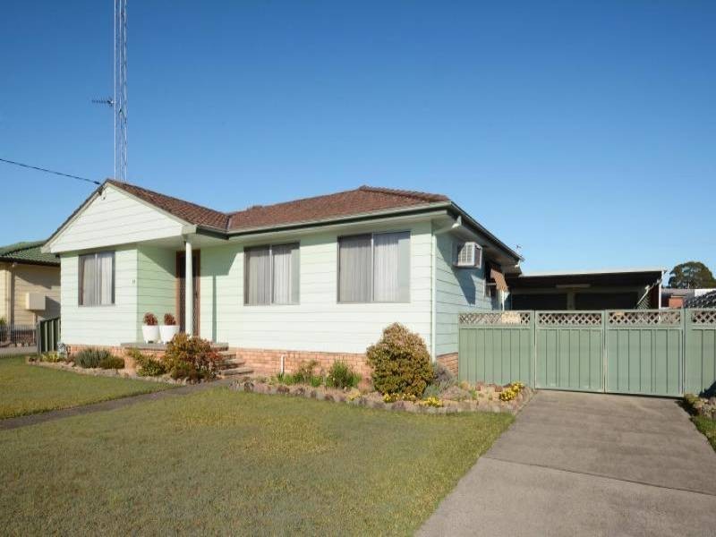 15 Balmoral Avenue, Cessnock NSW 2325