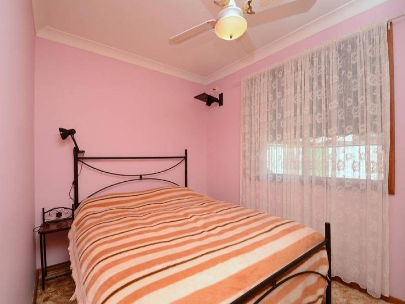 15 Balmoral Avenue, Cessnock NSW 2325
