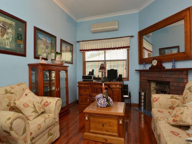 10 Jeffries St, Cessnock NSW 2325
