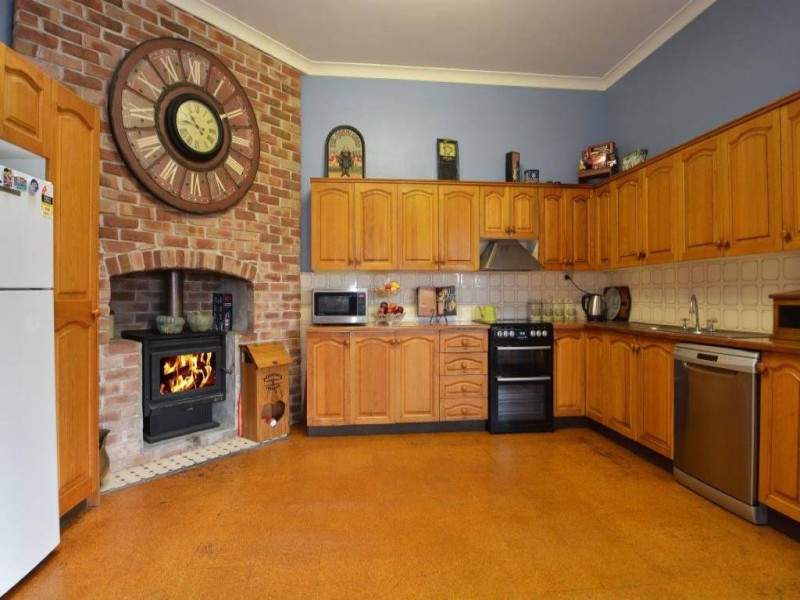 10 Jeffries St, Cessnock NSW 2325