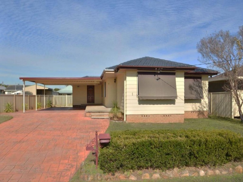 1 Lee-Ann Cres, Cessnock NSW 2325