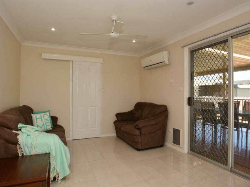 1 Lee-Ann Cres, Cessnock NSW 2325