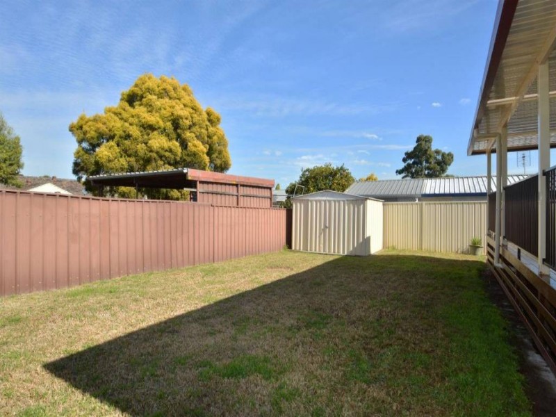 1 Lee-Ann Cres, Cessnock NSW 2325