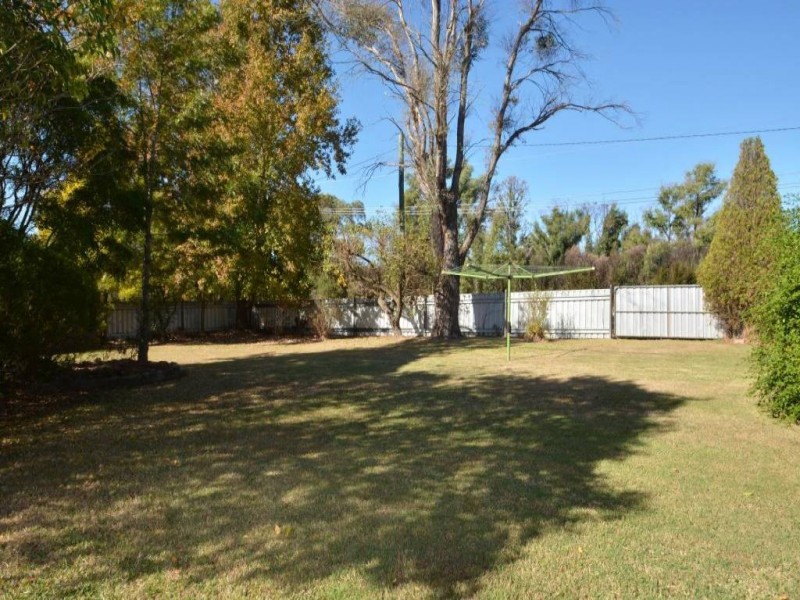 17 Northumberland Street, Neath NSW 2326