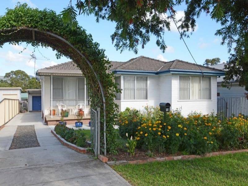 75 Desmond Street, Cessnock NSW 2325