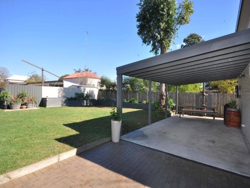 2 Jurd Street, Cessnock NSW 2325