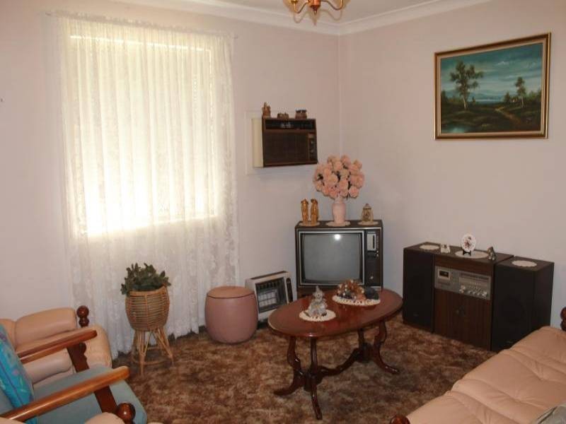 65 Mitchell Ave, Kurri Kurri NSW 2327