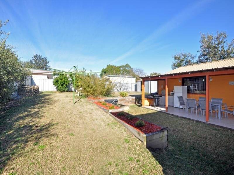 16 Abermain Street, Abermain NSW 2326