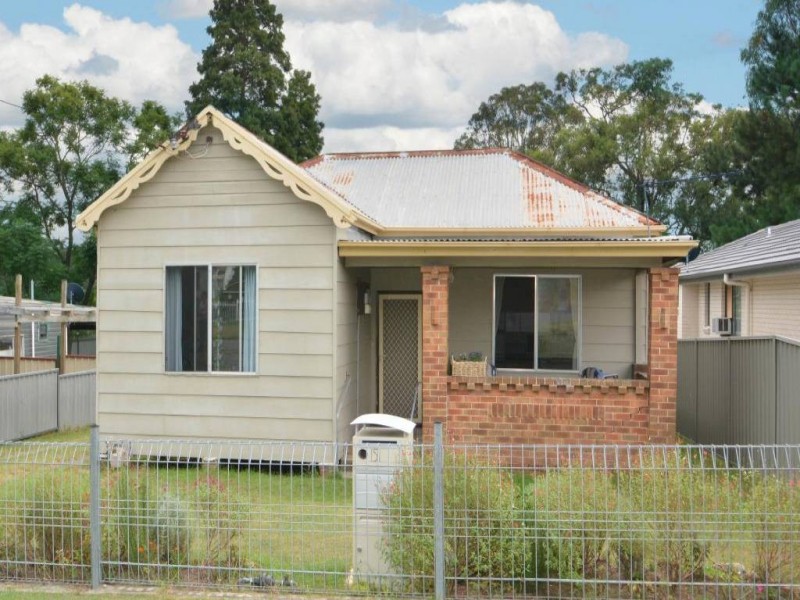 151 Harle Street, Abermain NSW 2326