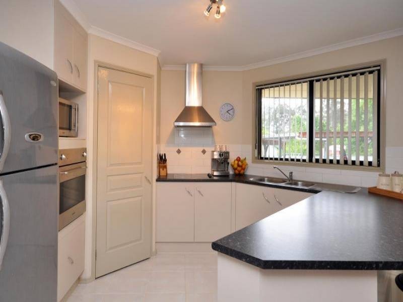 4 Earps Road, Paxton NSW 2325