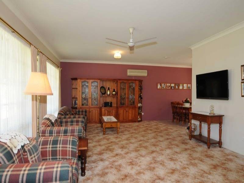 16 Watson Street, Ellalong NSW 2325