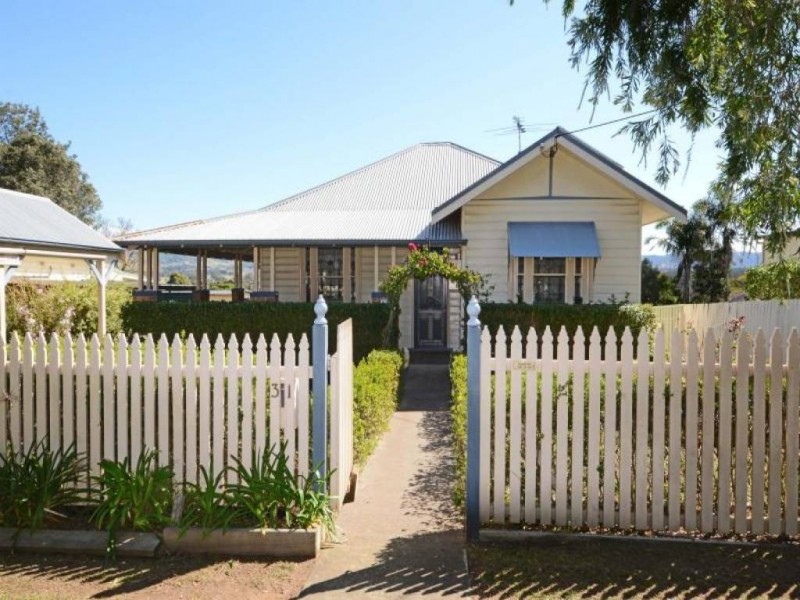 31 Desmond Street, Cessnock NSW 2325