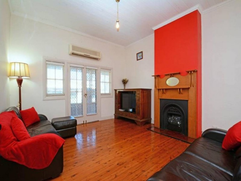 31 Desmond Street, Cessnock NSW 2325