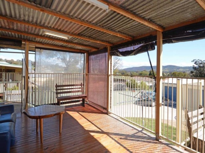 31 Desmond Street, Cessnock NSW 2325