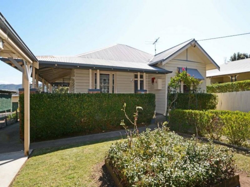 31 Desmond Street, Cessnock NSW 2325