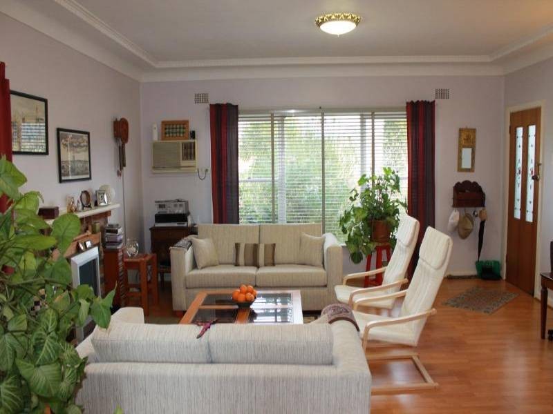 20 Wollombi Road, Millfield NSW 2325