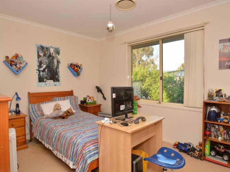 6 Cabernet Grove, Cessnock NSW 2325