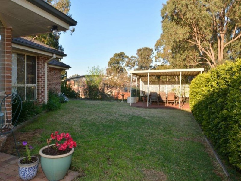 6 Cabernet Grove, Cessnock NSW 2325
