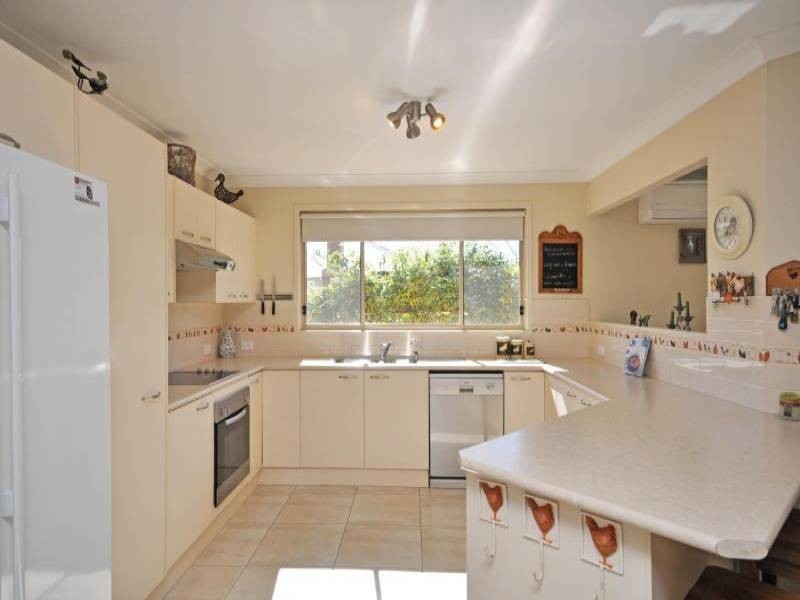 10 Adelaide Street, Paxton NSW 2325