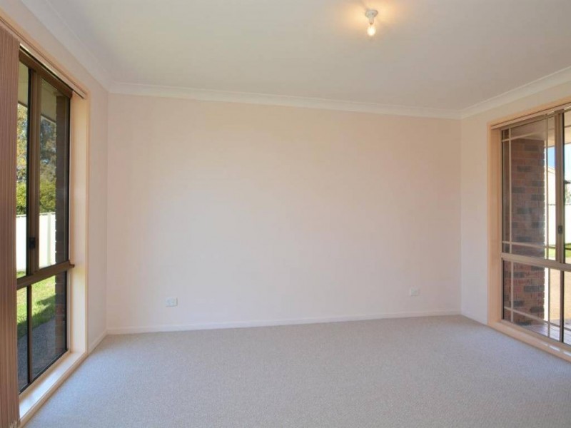 10B Hickey Street, Cessnock NSW 2325