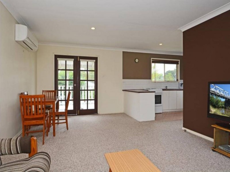 15 Portland Street, Millfield NSW 2325