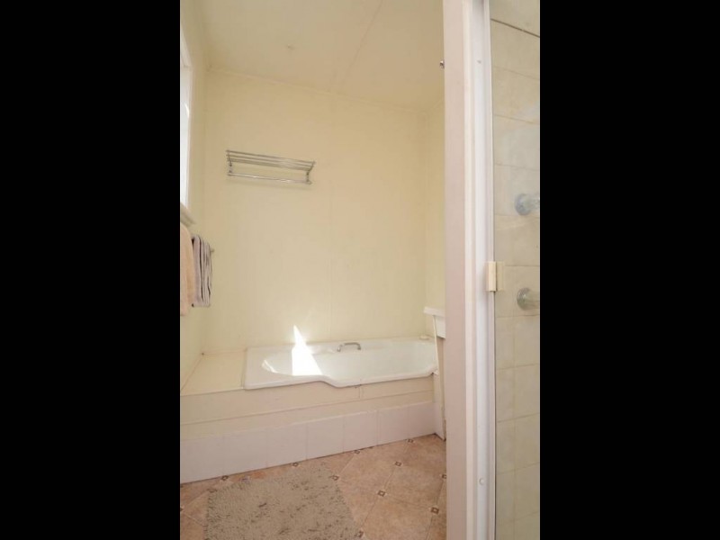 79 Wollombi Road, Cessnock NSW 2325