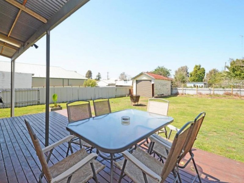 79 Wollombi Road, Cessnock NSW 2325